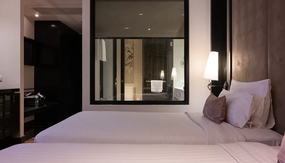 هتل موون پیک سوخومویت 15 بانکوک